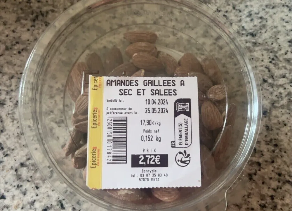 Amandes grillées à sec et salées