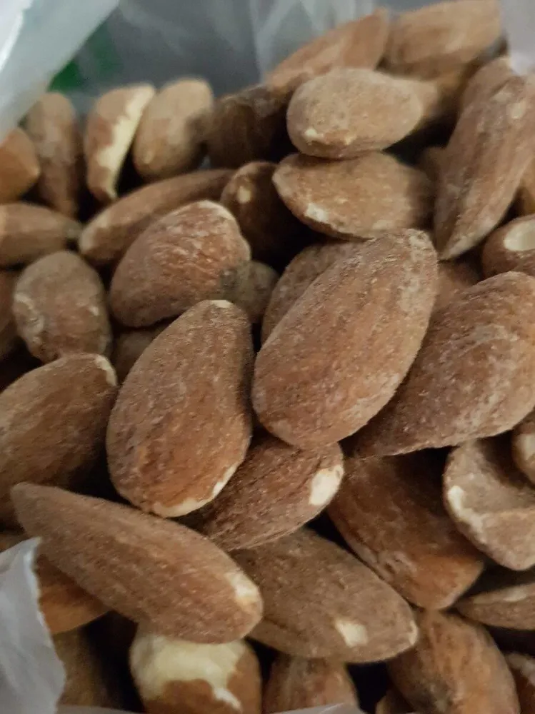 Amandes grillées a sec et salées