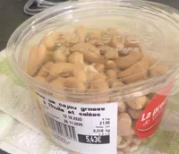 noix de cajoux grillees a l’huile et salees
