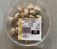 Pistaches grillées à sec et salées