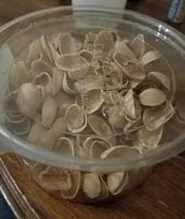 Pistaches grillées à sec et salées