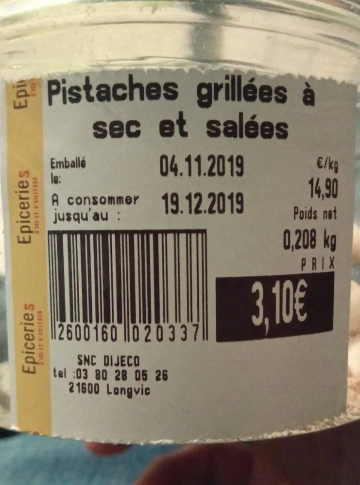 Pistaches grillées à sec et salées