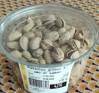 Pistaches grillées à sec et salees