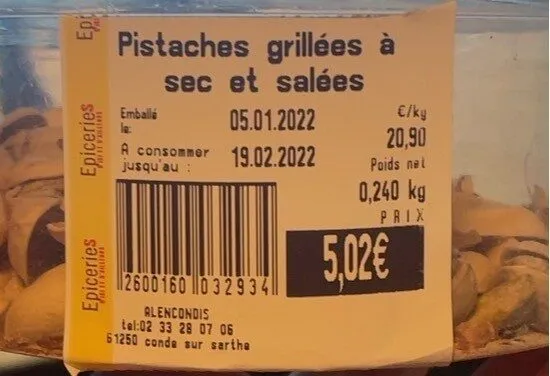 Pistaches grillées à sec et salées