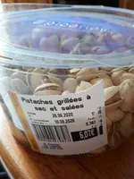 Pistaches grillées à sec et salees