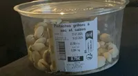 Pistaches grillés à sec et salées
