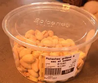 Pistaches grillées à sec et salées