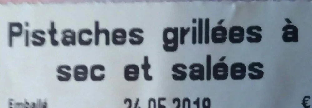 Pistaches grillées à sec et salées