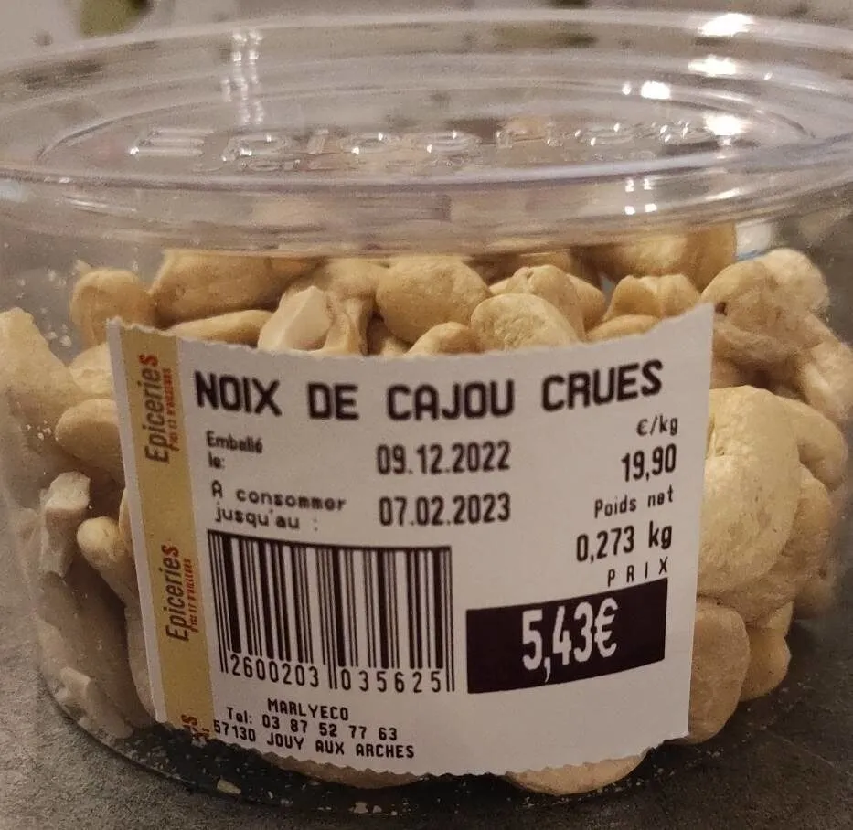 NOIX DE CAJOU CRUES