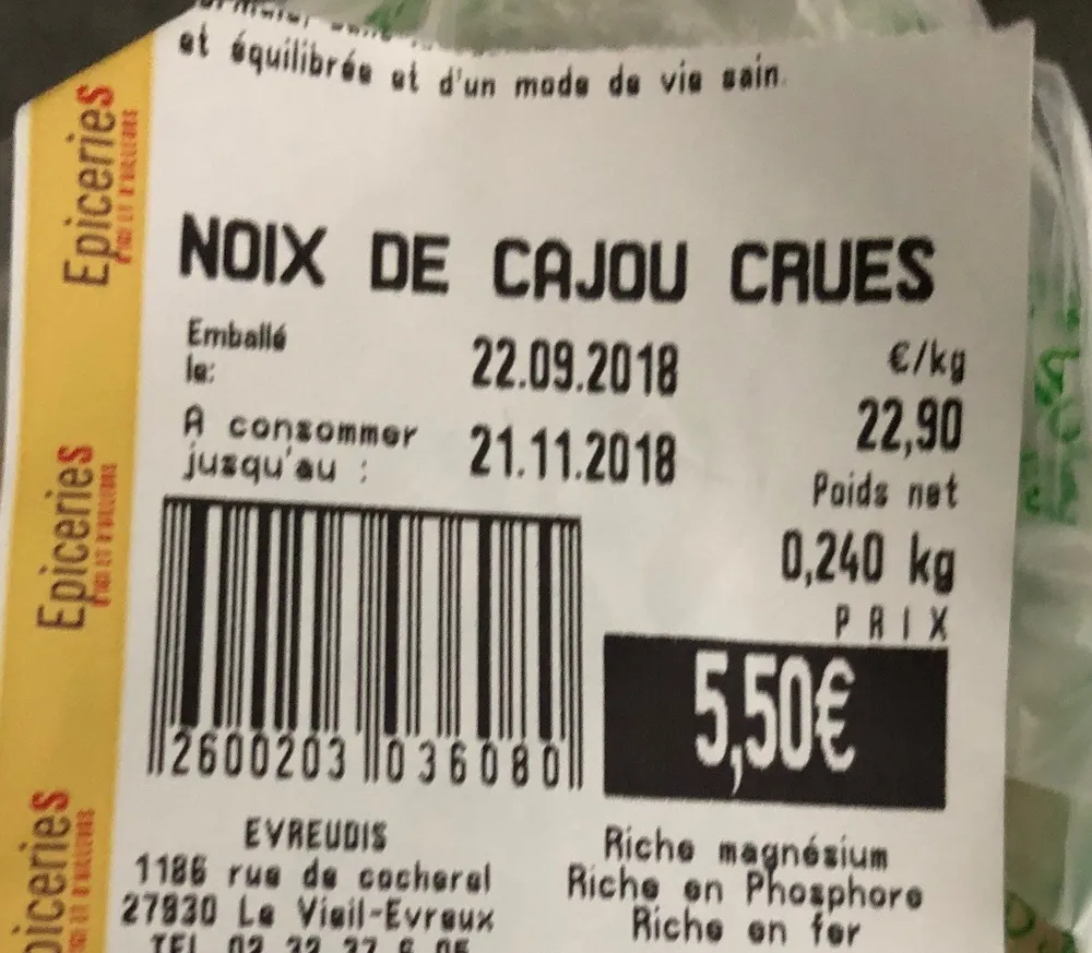 Noix de cajou crues