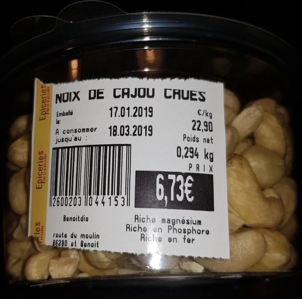 Noix de cajou crues