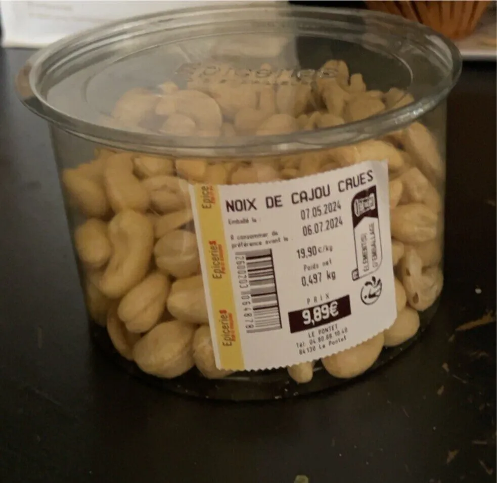 Noix de cajou crues