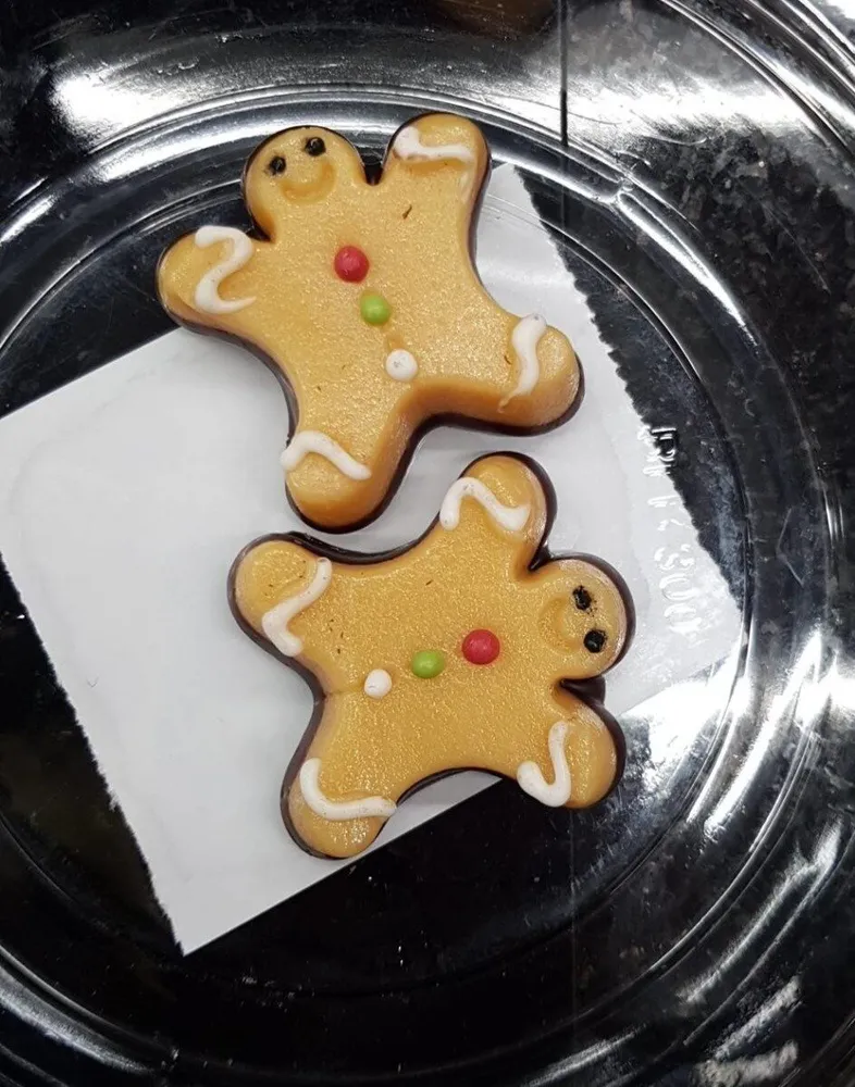 Bonhomme en pate d'amande
