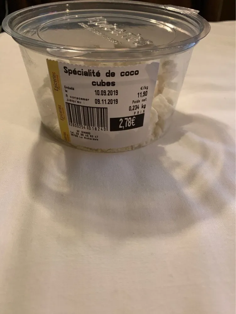 Specialité de coco cubes