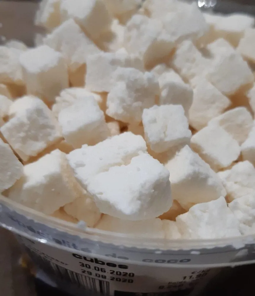 Spécialité de coco cubes