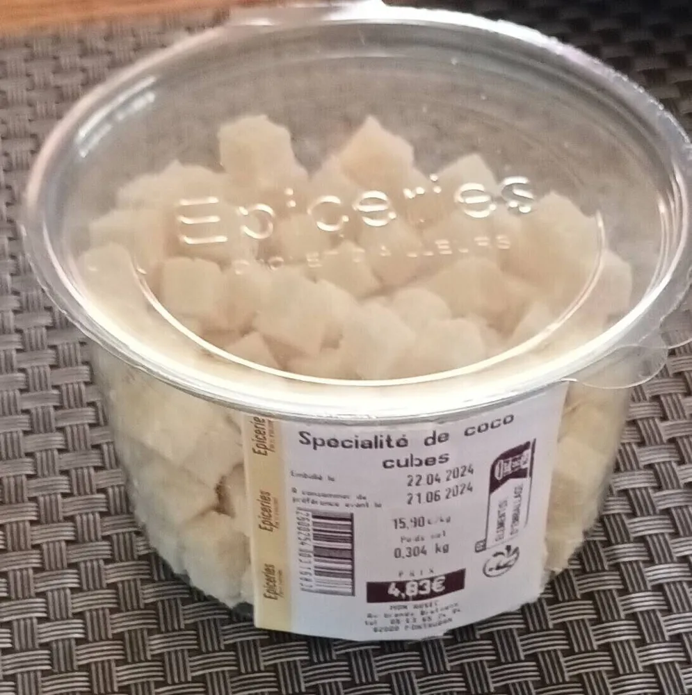 Spécialité de coco cubes