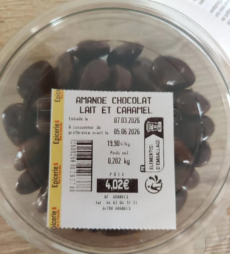 Amande chocolat lait et caramel