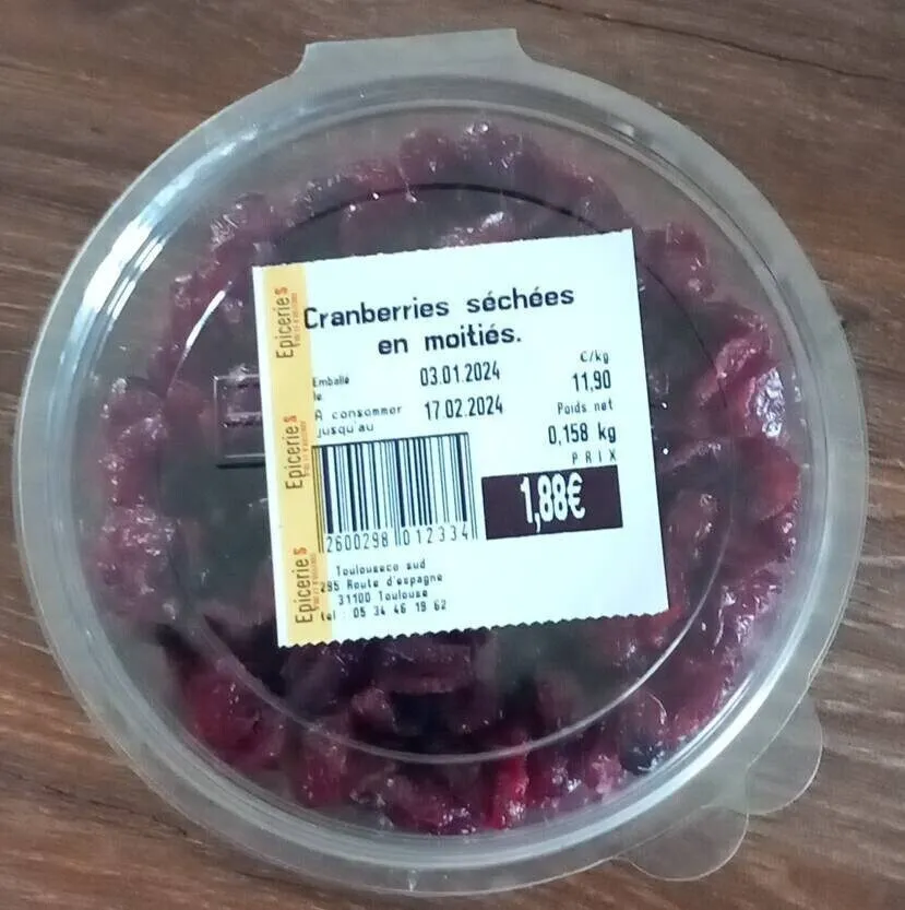Cranberries séchées en moitiés