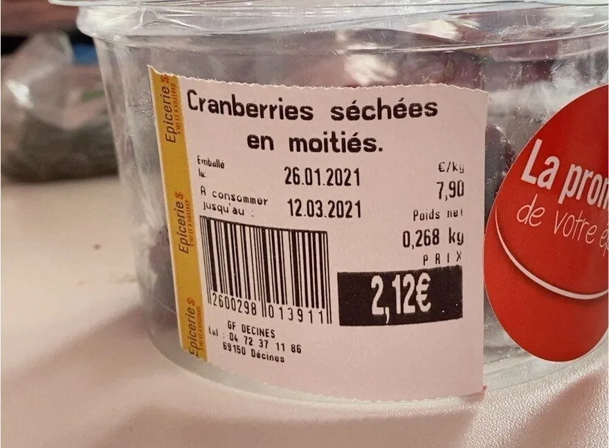Cramberries sechées en moitiés