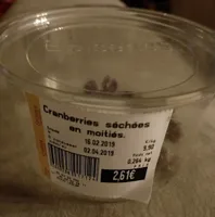 Cranberries séchées en moitiés