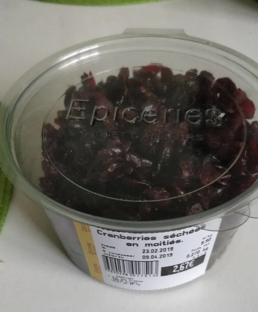 Cranberries sechees en moitiés