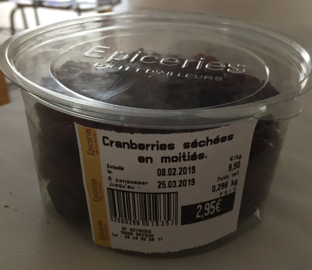 Cranberries séchées en moitiés