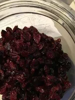 Cranberries sechees en moities