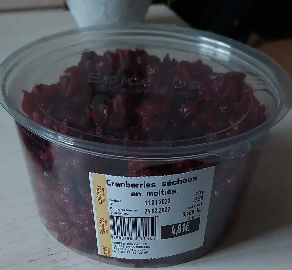 Cranberries séchées en moitiés