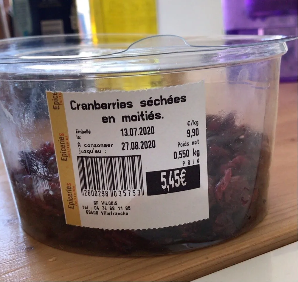 Cranberries séchées en moitiés