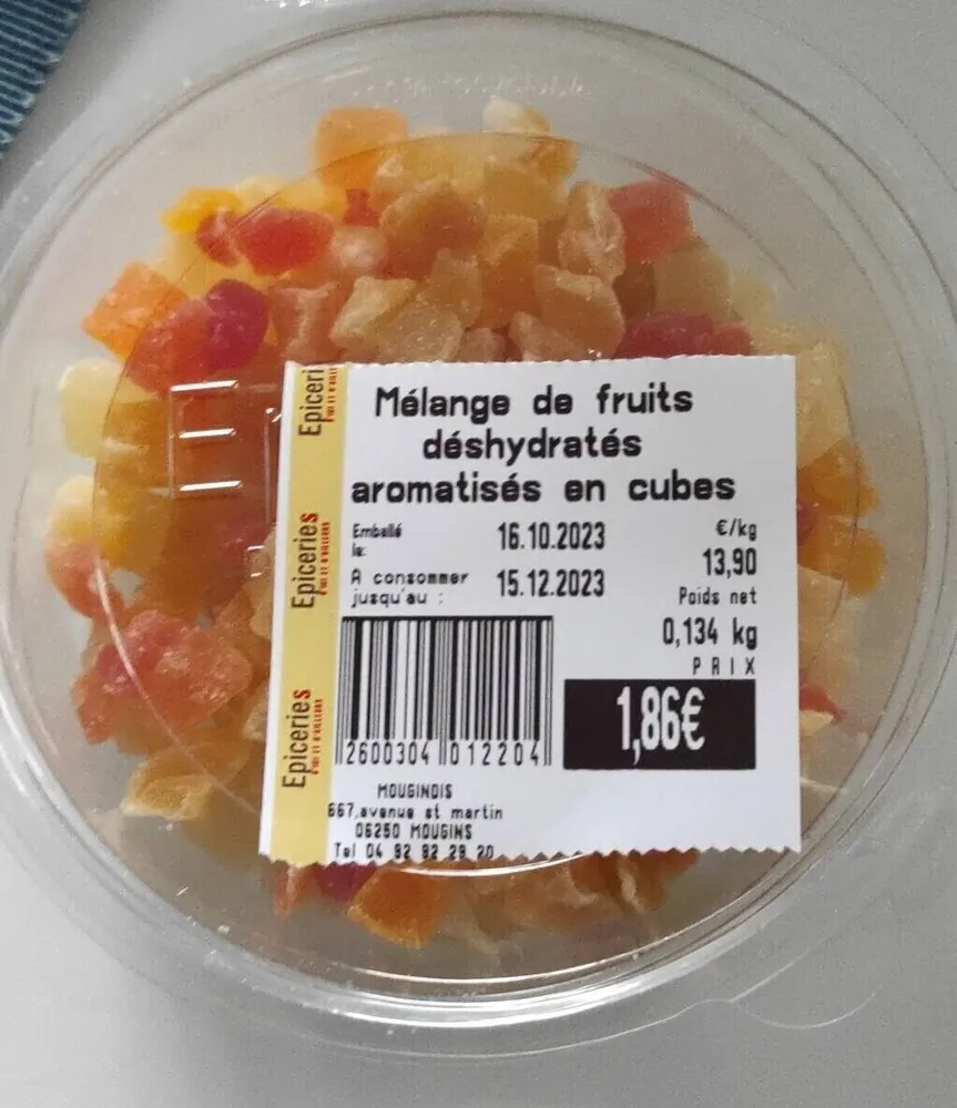 Mélange de fruits déshydratés aromatisés en cubes
