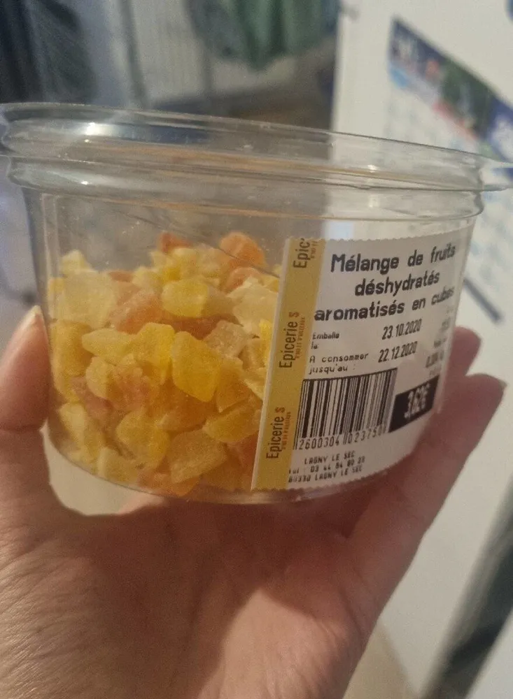 Mélange de fruits déshydratée aromatisés en cube
