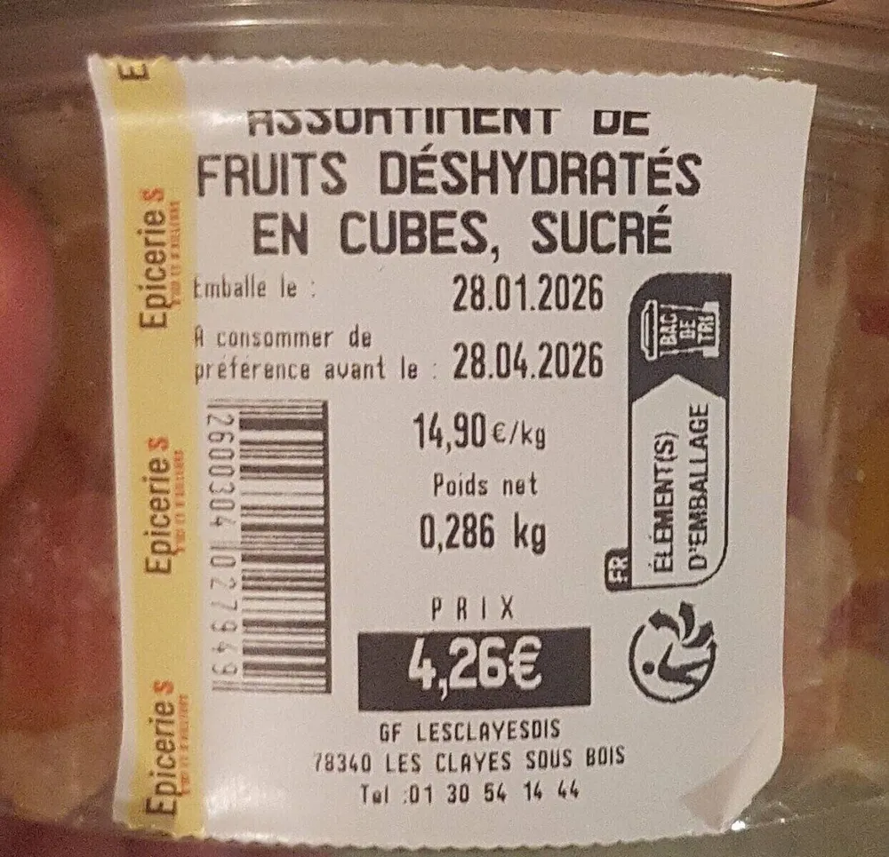Assortiment de fruits déshydratées en cubes, sucré