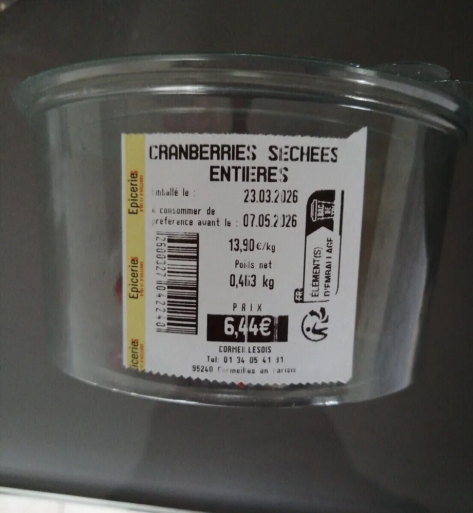 Cranberry séché entière