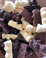 Guimauves lait / blanc / noir
