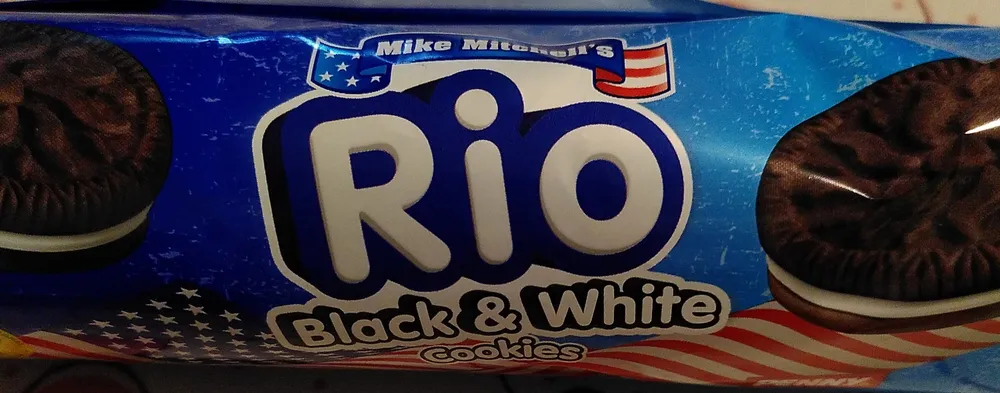 Rio Black & White Cookies