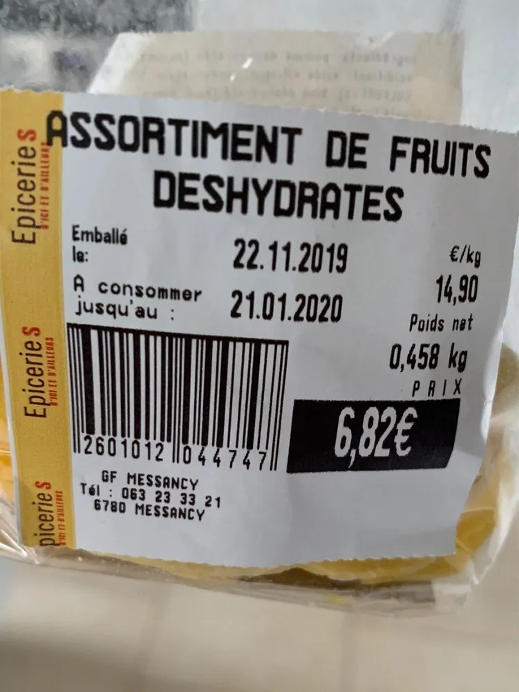Assortiment de fruits deshydratés