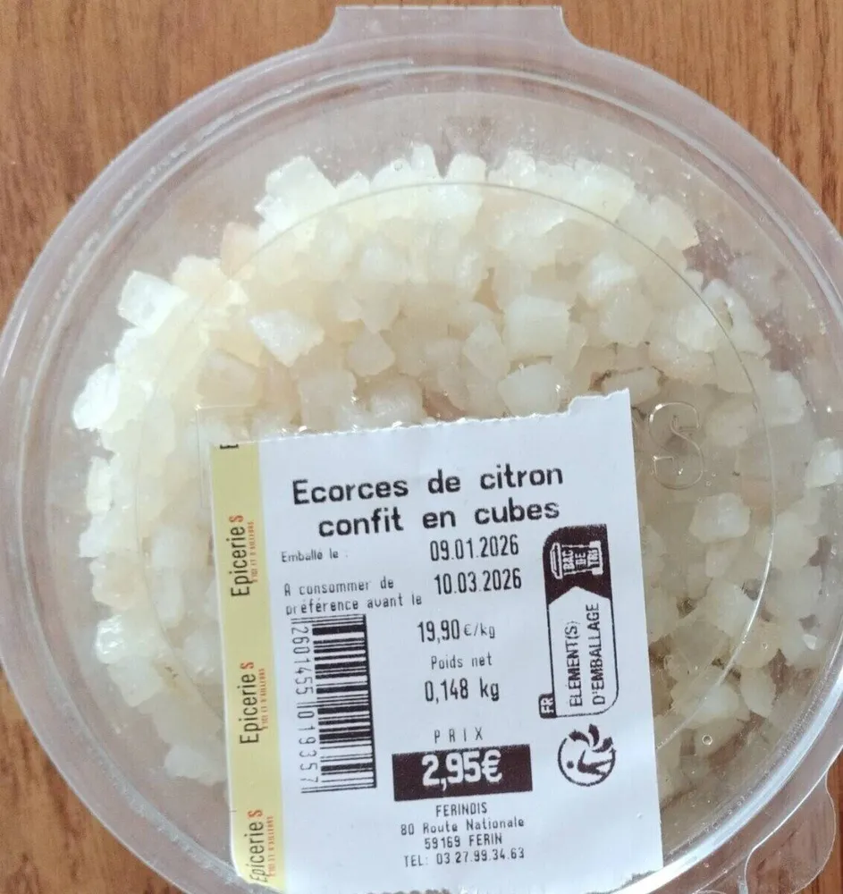 Écorces de citron confit en cubes