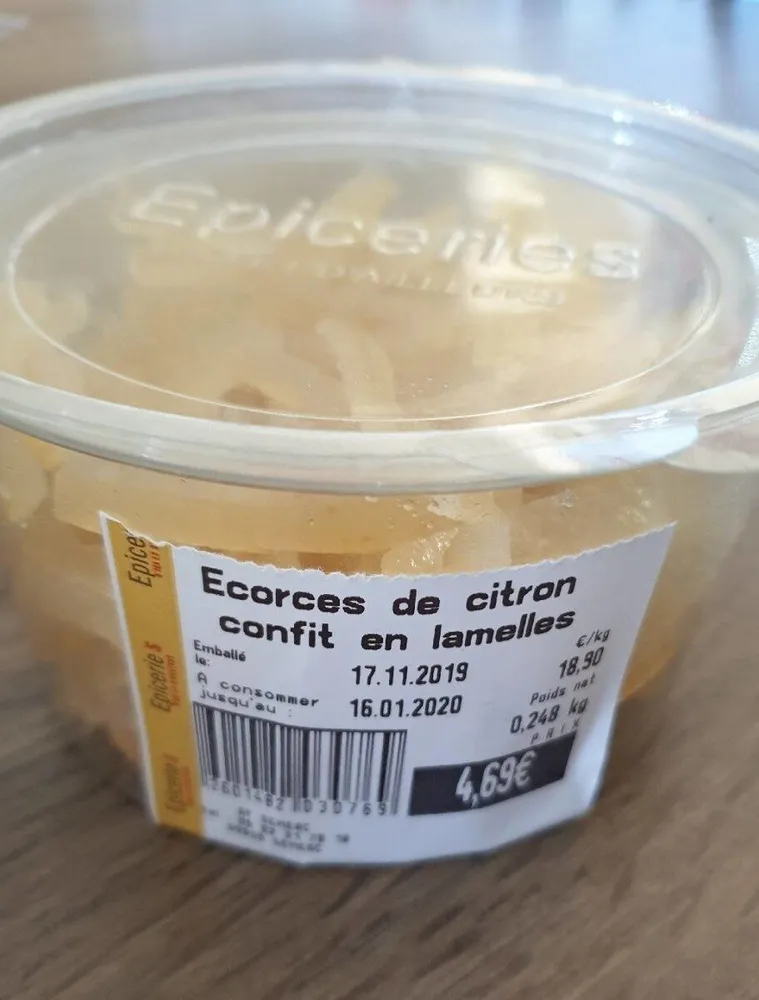 Ecorces de cutron confit en lamelles