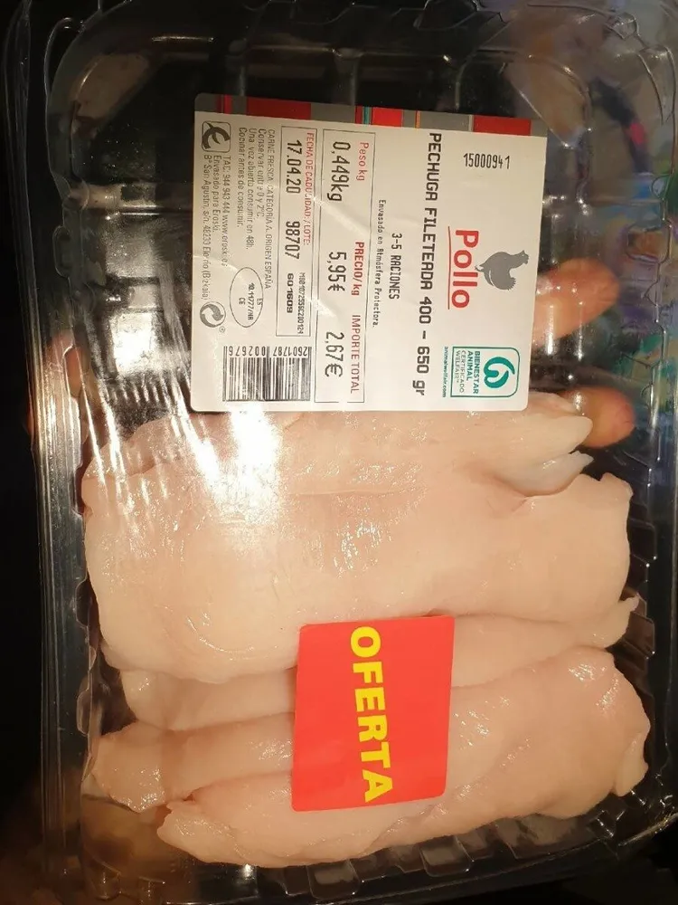 Pechuga fileteada pollo