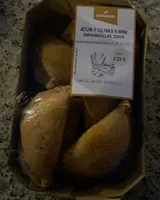 Empanadilla de atún y olivas