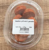 Gebakken grillworst gesneden