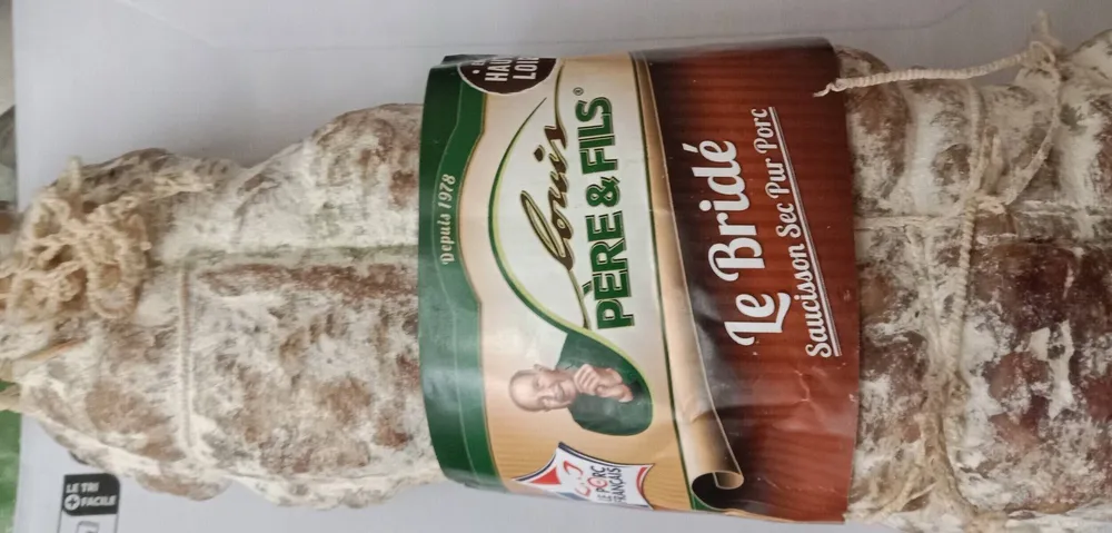 Saucisson sec pour porc gros bridé tradition