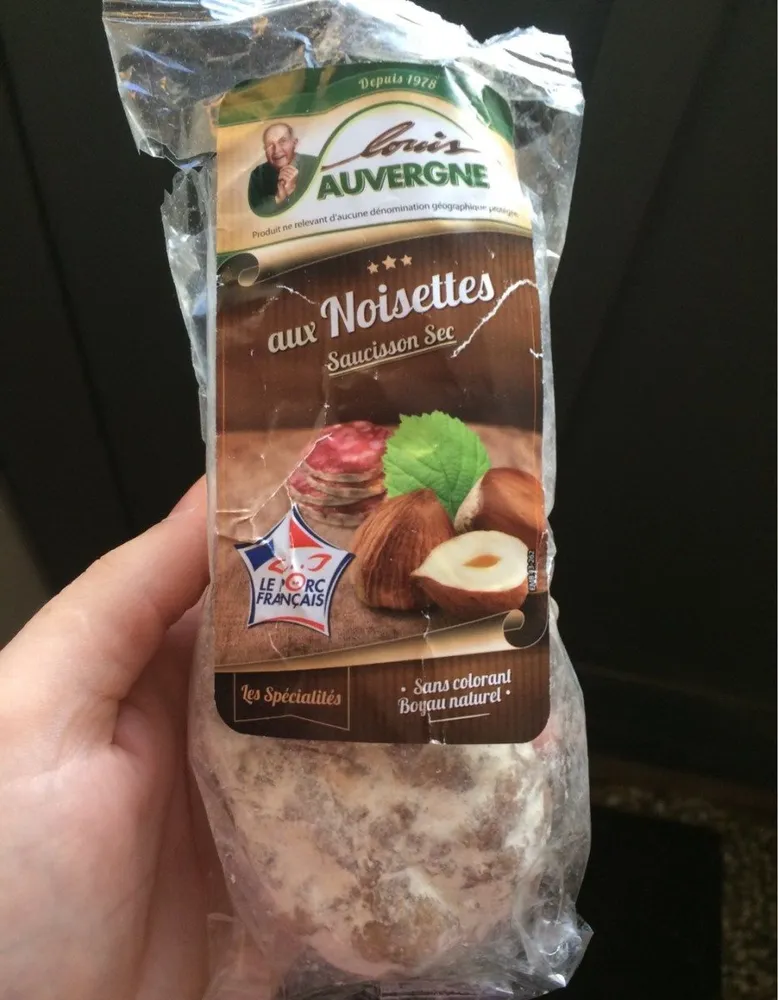 Saucisson sec aux noisettes