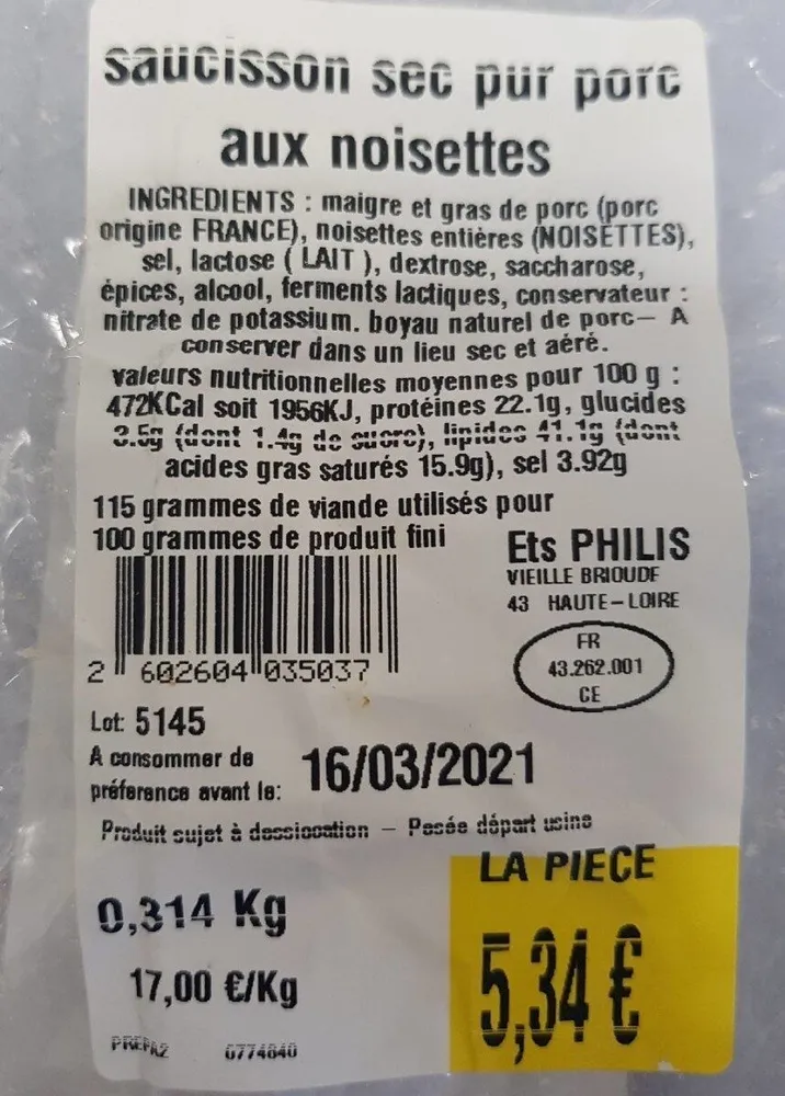 Saucisson sec aux noisettes