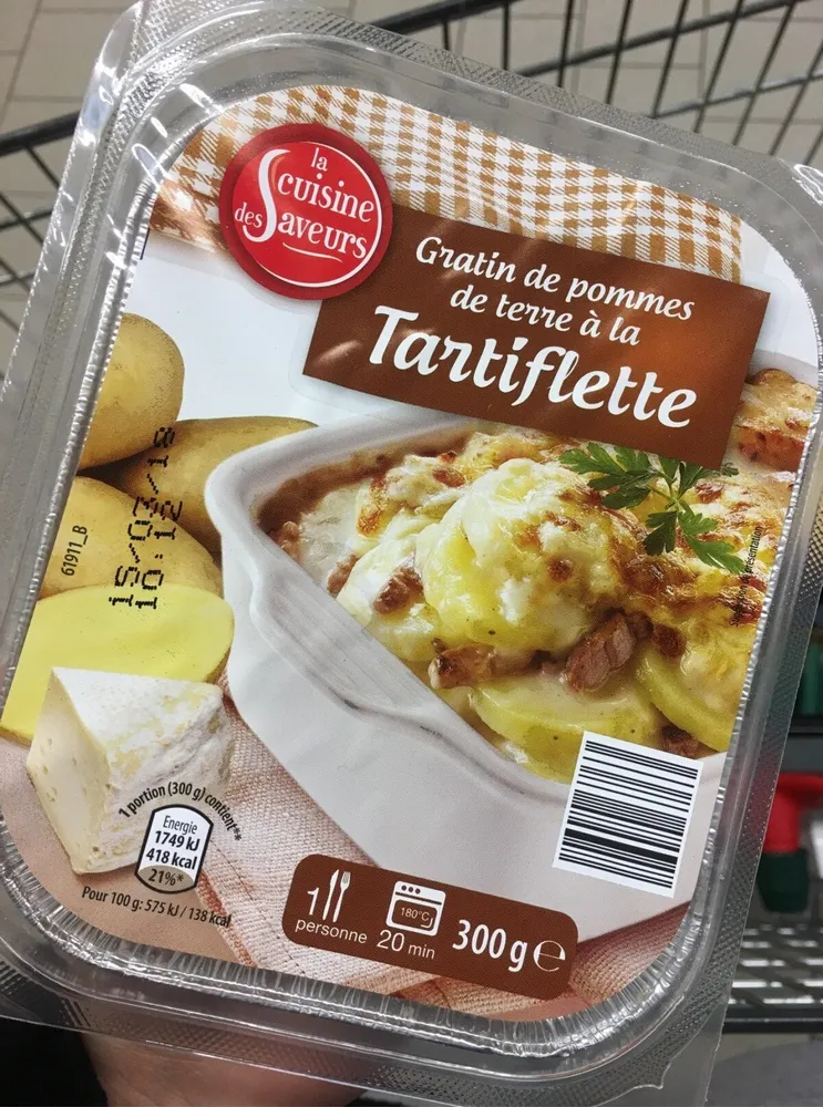 Gratin de pomme de terre a la tartiflette