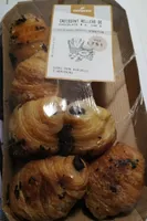 Croissant relleno de chocolate