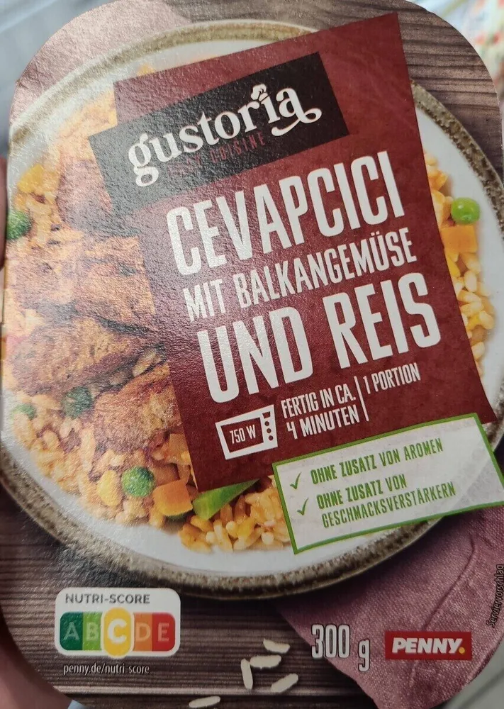 Cevapcici mit Balkangemüse und Reis