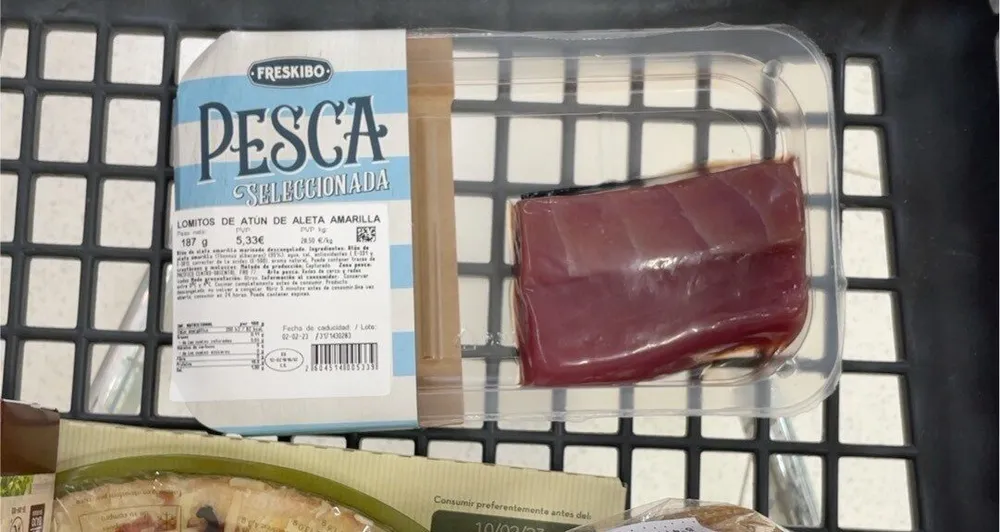 Lomitos de atun de aleta amarilla