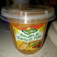 Morceau de mangues et pêche au sirop leger