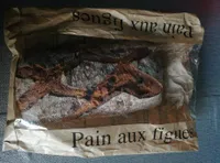 Pain aux figues